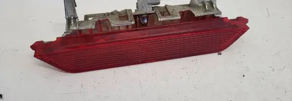 Toyota Yaris Third/center stoplight 52008