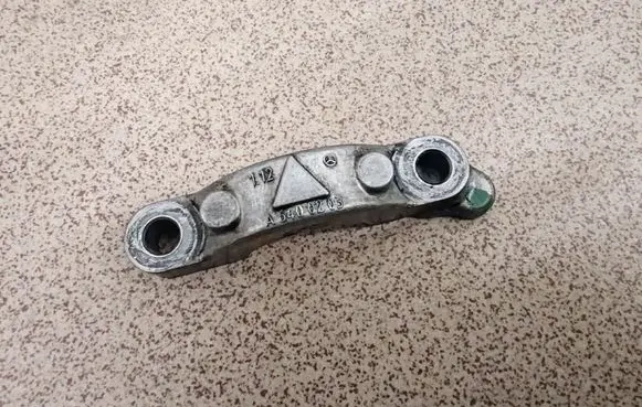 Mercedes-Benz A W169 Camshaft holder A6400203