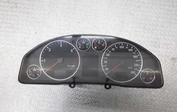 Audi A6 S6 C5 4B Speedometer (instrument cluster) 88311285