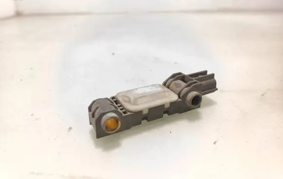 Audi A4 S4 B7 8E 8H Airbag deployment crash/impact sensor 8E0959651A 061204 010471