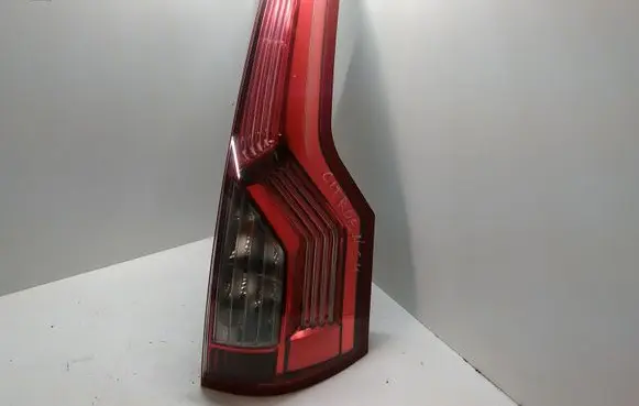 Citroen C4 Grand Picasso Rear/tail lights 00946602RE