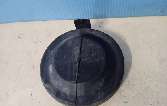 Headlight/headlamp dust cover