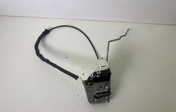Dodge Durango III Rear door lock P04589922AH