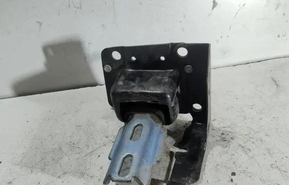 Peugeot 207 Gearbox mounting bracket 9680293280
