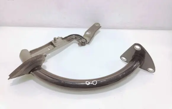 Volkswagen PASSAT B7 Tailgate/trunk/boot hinge 3c5827302b