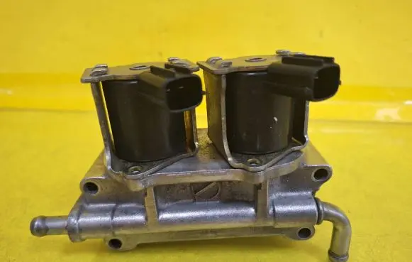 Mitsubishi Carisma Coolant heater control valve 