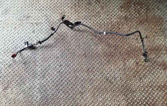 Dodge RAM Fuel line pipe 0313028WGSXN 152600468