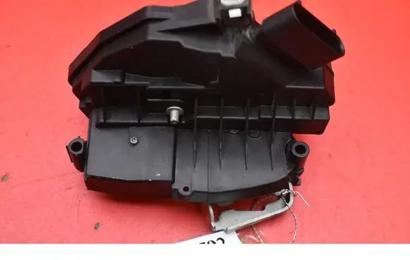 Ford Mondeo MK I Rear door lock AE8A5426412BH