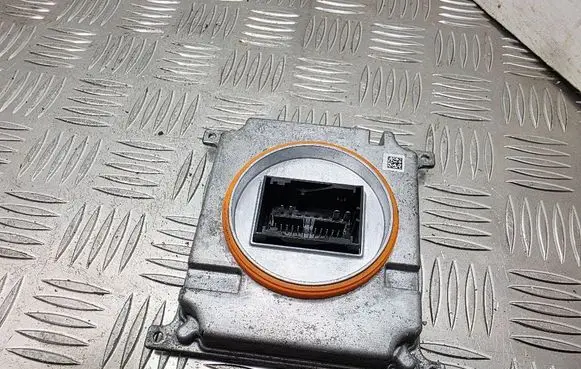 Volkswagen Atlas Headlight ballast module Xenon 7P5941591AA