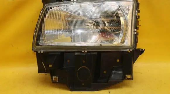 Volkswagen Transporter - Caravelle T4 Headlight/headlamp