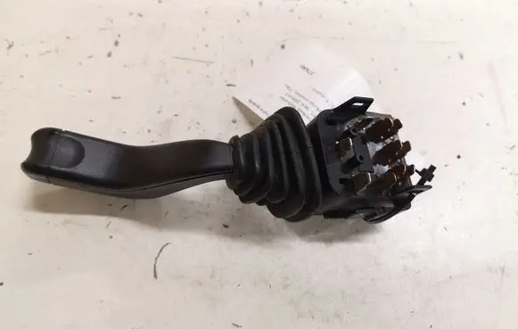 Opel Zafira A Indicator stalk 90560990 90560991