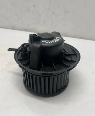 Volkswagen Touran II Heater fan/blower 1K1819015C