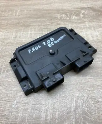 Peugeot 206 Engine control unit/module ECU R04080030B 9641390180