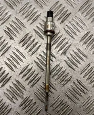 Opel Insignia A Glow plug 55590467