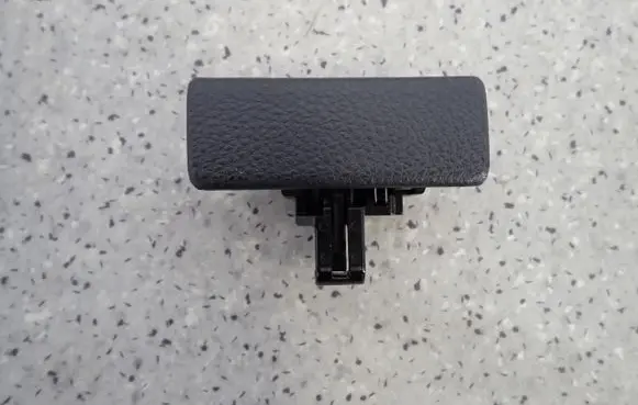 Suzuki Swift II Other center console (tunnel) element 