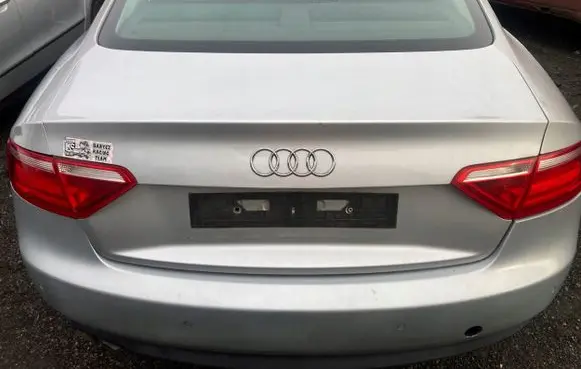 Audi A5 8T 8F Truck tailgate 2010R