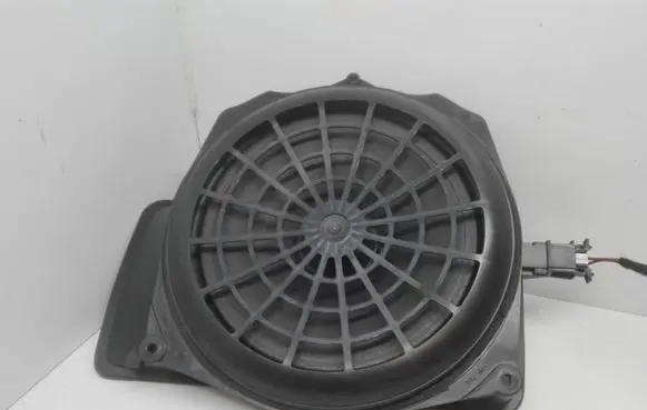 Audi TT TTS Mk2 Rear door speaker 8E5035412 2752507046
