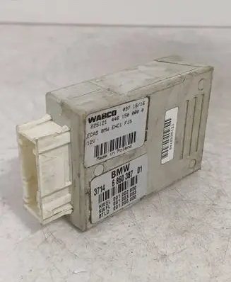 BMW X5 F15 Air suspension control unit module (rear) 6860387 001002000 001003003
