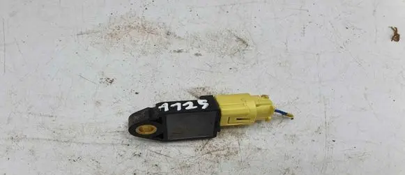 Hyundai Sonata Airbag deployment crash/impact sensor 959202F100