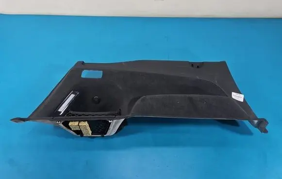 Audi Q7 4M Trunk/boot side trim panel 4M0863879 IMPRK1566428