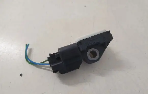 Volvo V70 Airbag deployment crash/impact sensor 31264395