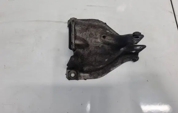 Audi A6 S6 C7 4G Engine mounting bracket 4G0399060G
