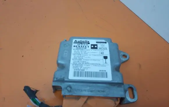 Nissan Kubistar Fan control module 8200410188