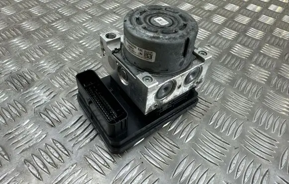 Peugeot 208 II ABS Pump 9839933880