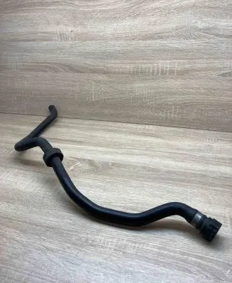 BMW X5 E53 Engine coolant pipe/hose 8380127