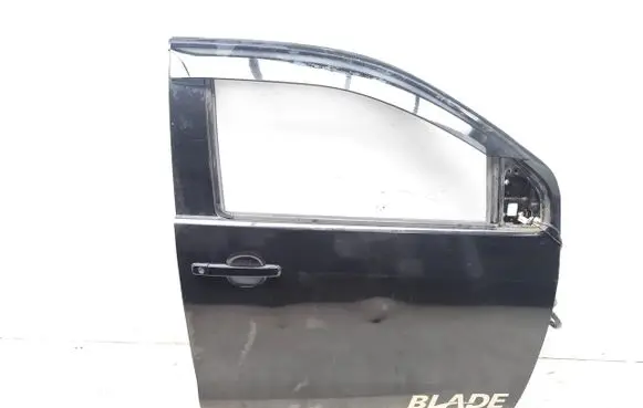 Isuzu D-Max Front door