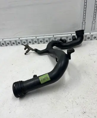 Volkswagen PASSAT B6 Intercooler hose/pipe 1K0145762 1K0145770B