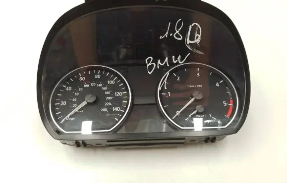 BMW 1 E81 E87 Speedometer (instrument cluster) 6947136 100037954 102498221