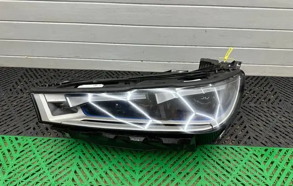 BMW iX Headlight/headlamp 5A3CEA105 170420 1EX2766