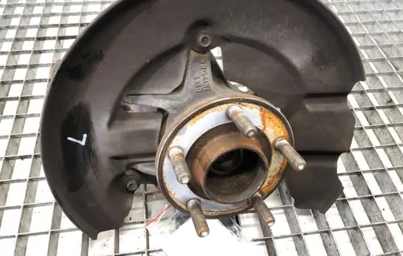 Ford Transit - Tourneo Connect Front wheel hub spindle knuckle 