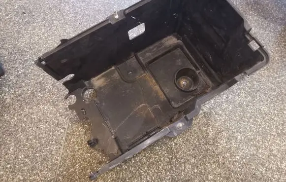 Mazda 3 I Battery tray BP4K56040
