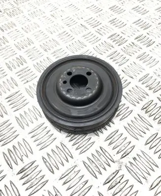 Volkswagen PASSAT B7 Crankshaft pulley 038105243M