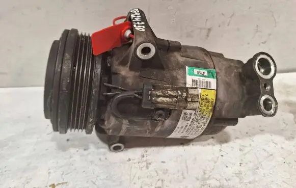 Opel Zafira B Air conditioning (A/C) compressor (pump) 13124750