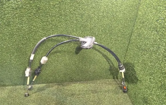 Gear shift cable linkage