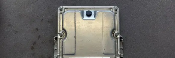 Renault Trafic II (X83) Engine control unit/module 0281010633 8200119842