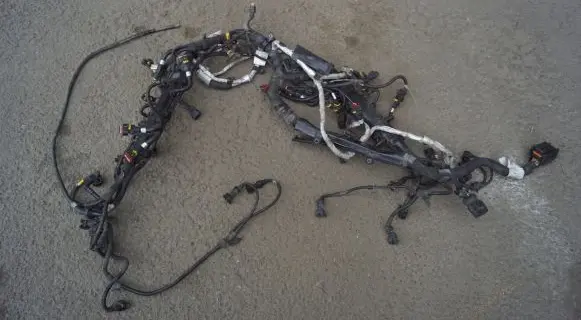 Maserati Quattroporte Engine installation wiring loom