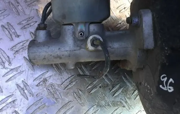 Honda Accord Master brake cylinder