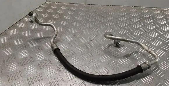 Land Rover Evoque I Air conditioning (A/C) pipe/hose GJ3219N601BA