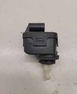 Audi A3 S3 8L Headlight level adjustment motor 00787810