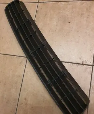 Audi 80 90 S2 B4 Front bumper lower grill 8A0807683