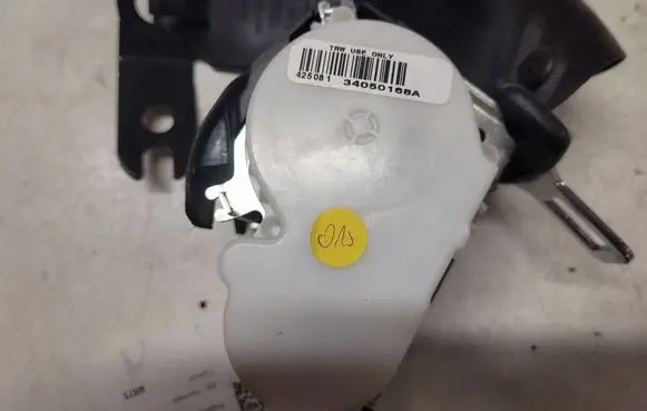 Audi Q5 SQ5 8R Rear seatbelt 33035173 34050168A 425081