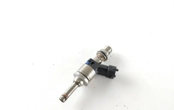 Porsche Panamera (970) Fuel injector 94811012821