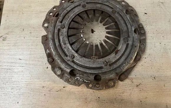 Opel Astra H Pressure plate 
