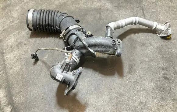Renault Captur Air intake hose/pipe 165765493R 101450