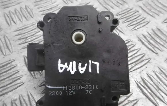 Suzuki Liana A/C air flow flap actuator/motor 113800-2310