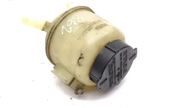 Nissan 370Z Power steering fluid tank/reservoir
